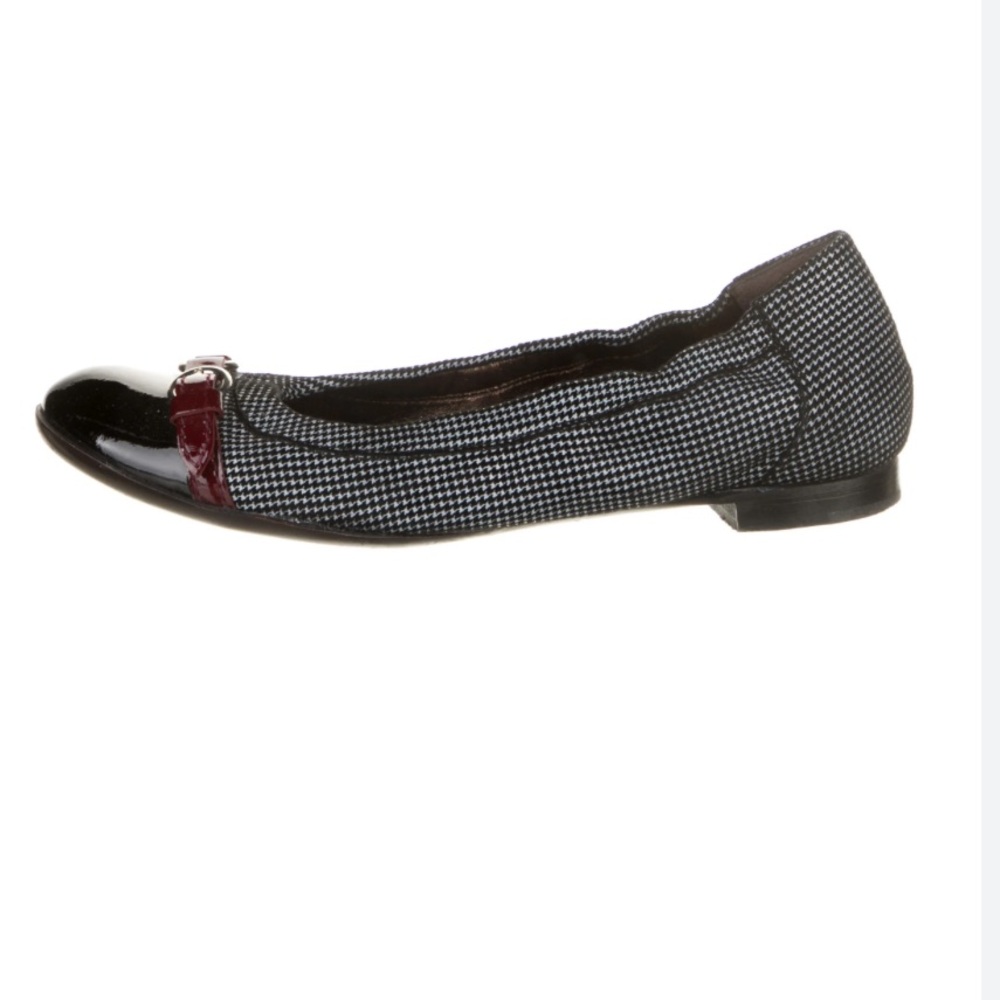 AGL Flats. B/W houndstooth w/red buckle. Size 6.5. GUC